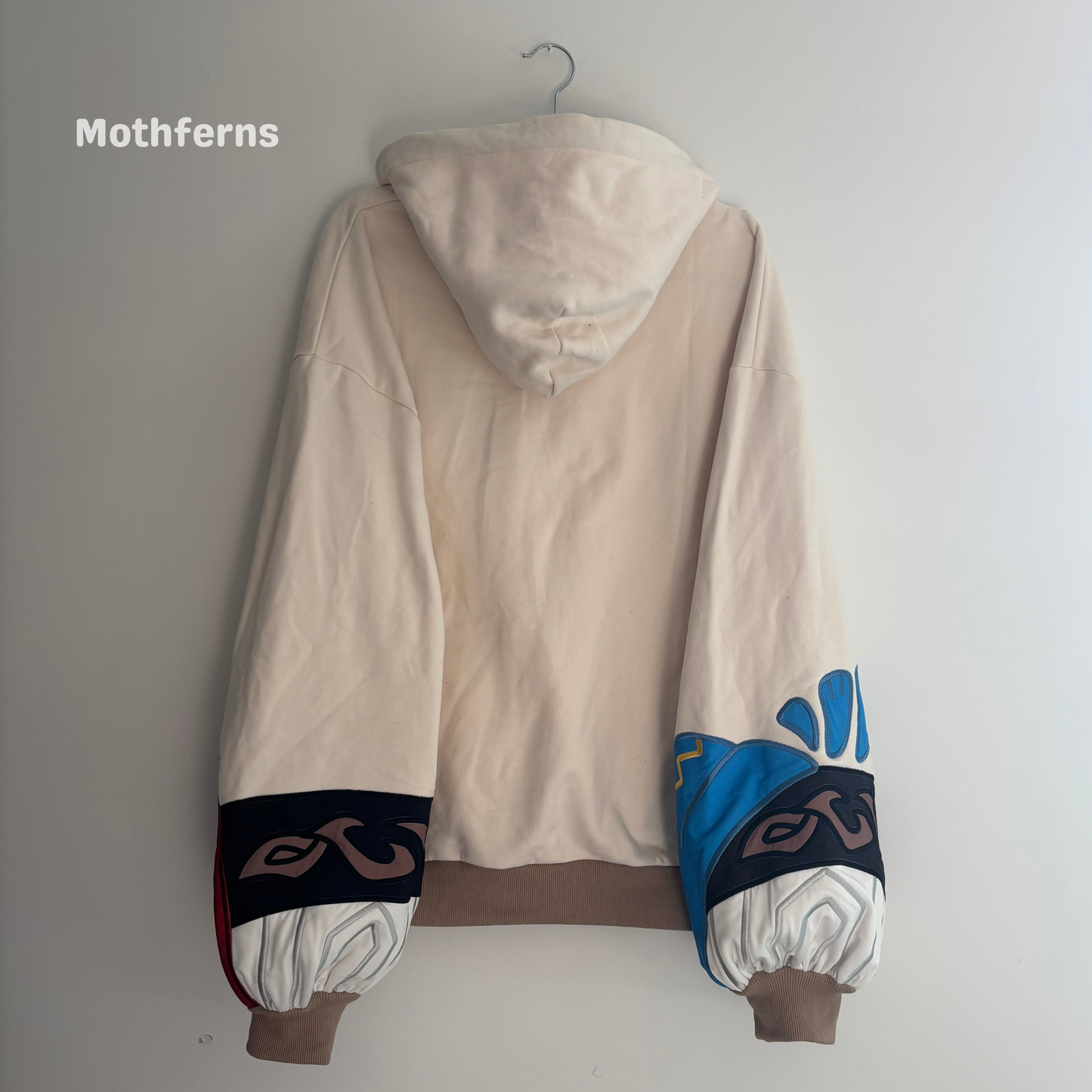 Kaveh Hoodie